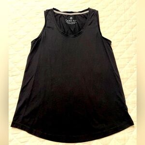 Free Fly tank size mediumm